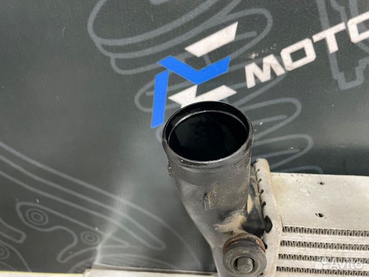 Интеркулер правый Audi Allroad C5 BES 2003