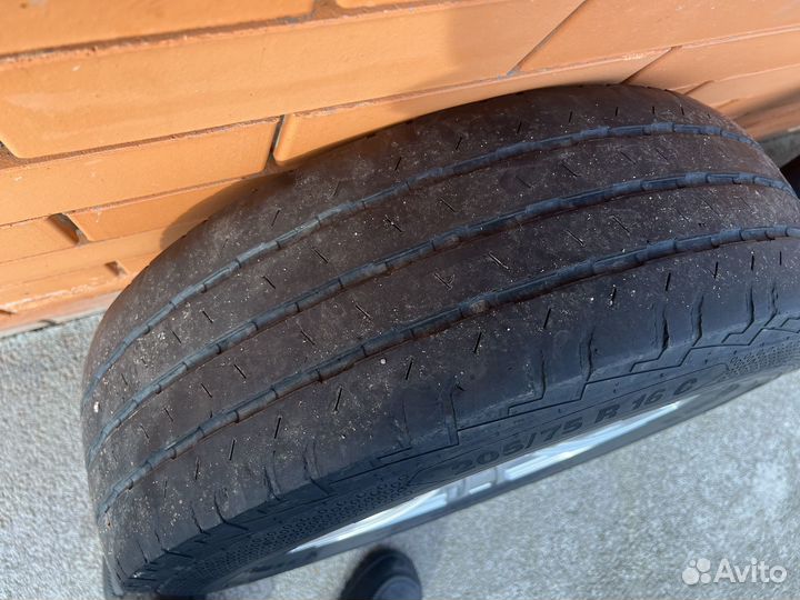 Continental ContiVanContact 100 205/75 R16C 113R
