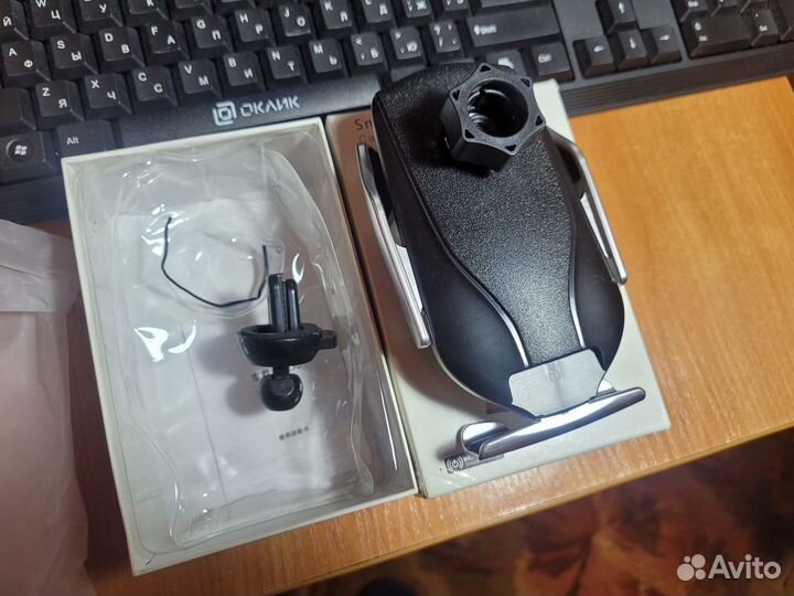 Автомобильный держатель smart sensor R1