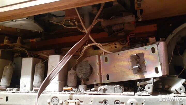 Радиола VEF радио (времен СССР)