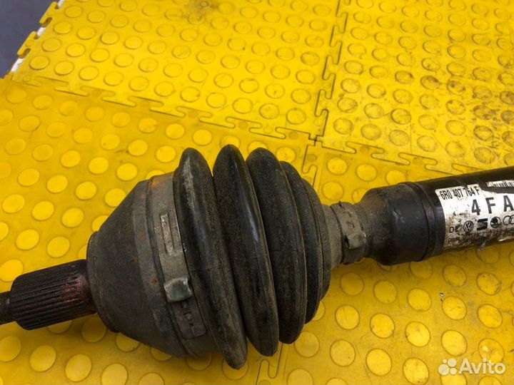 Вал приводной (Полуось) правый Volkswagen Polo CWV
