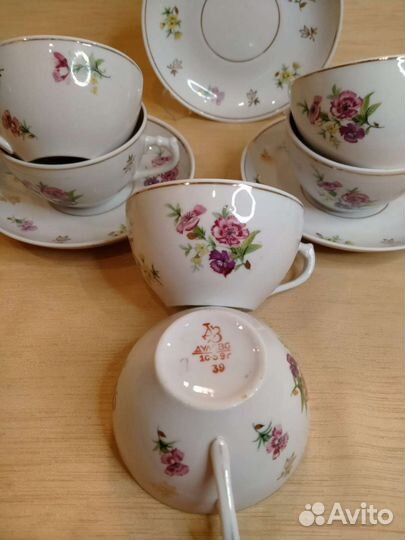 Сервиз чайный Гвоздики Дулёво