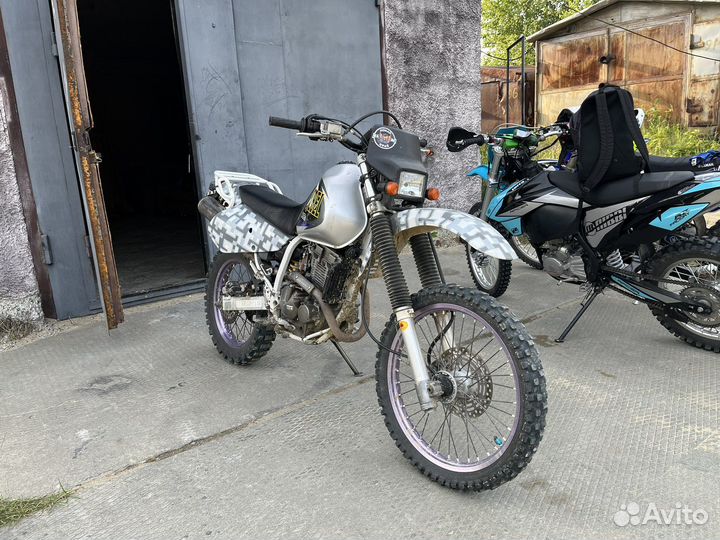 Suzuki Djebel 250xc