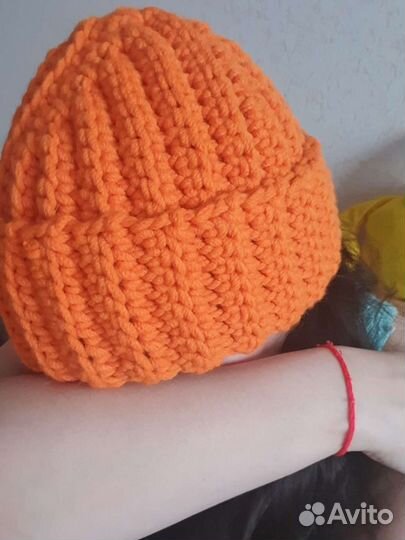Шапки женские вязаные новые