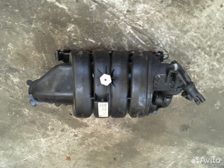 Коллектор впускной Z18XER (Opel Astra)