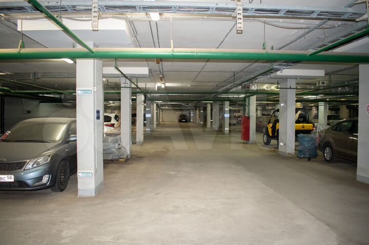 Машиноместо, 15 м²