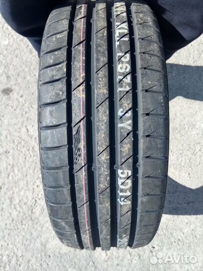 Kumho Ecsta PS71 235/55 R19 105Y