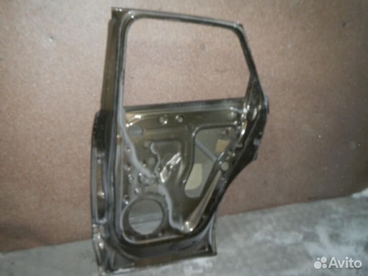 Дверь задняя правая Audi Q3/RS Q3