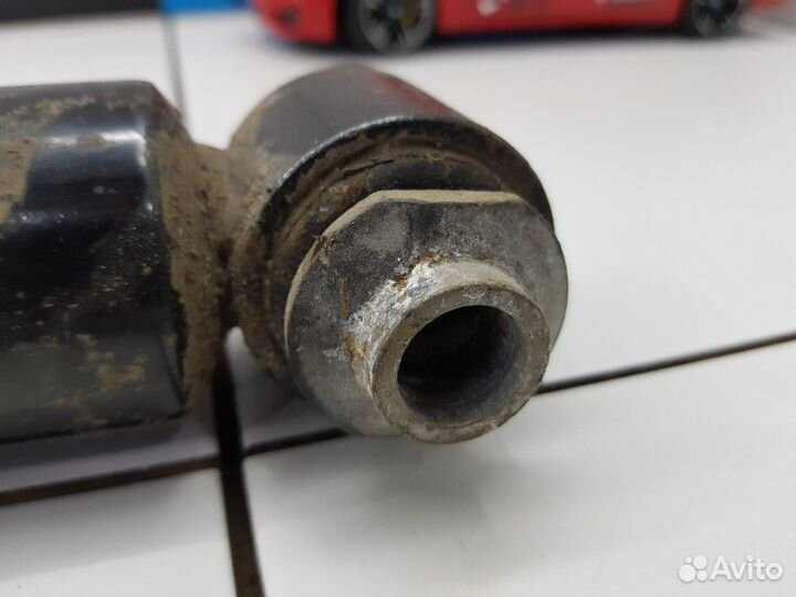 Амортизатор задний правый (BMW X5, BMW X6)