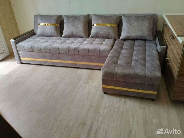 Угловой диван в наличии не б/у