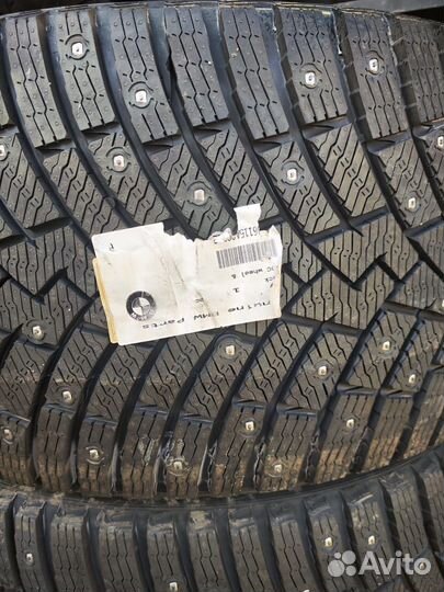 Pirelli Scorpion Ice Zero 2 315/35 R21 111H