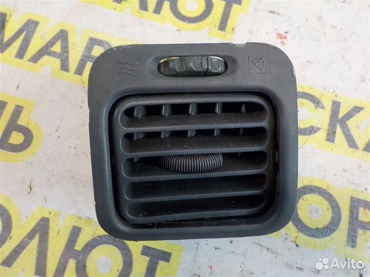 Дефлектор воздушный Suzuki Grand Vitara II 1998-2