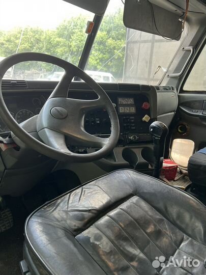 Freightliner Columbia, 2003