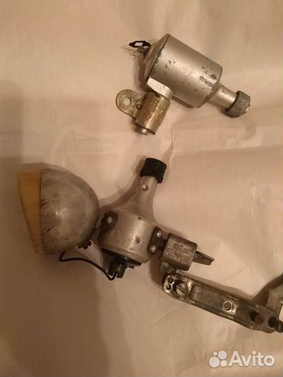 Фара с динамо машиной для велосипеда