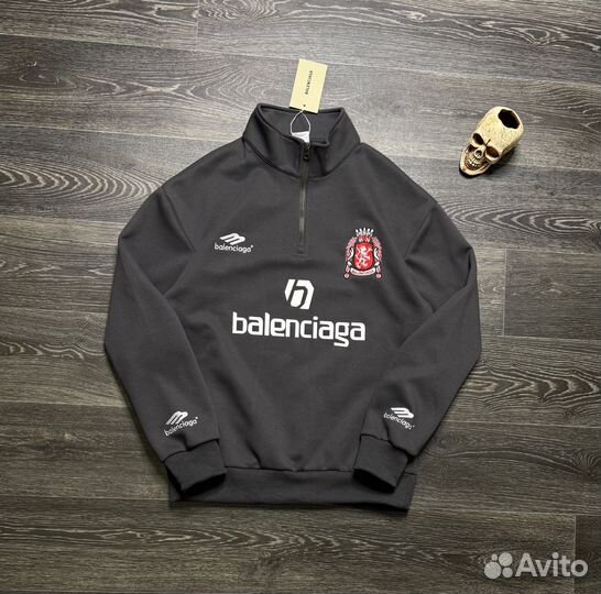 Свитшот Balenciaga