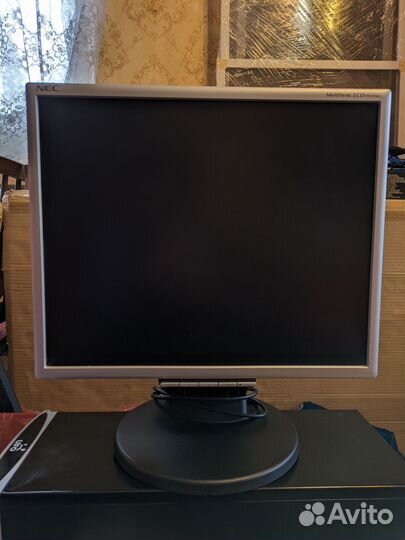 Монитор NEC MultiSync 19''