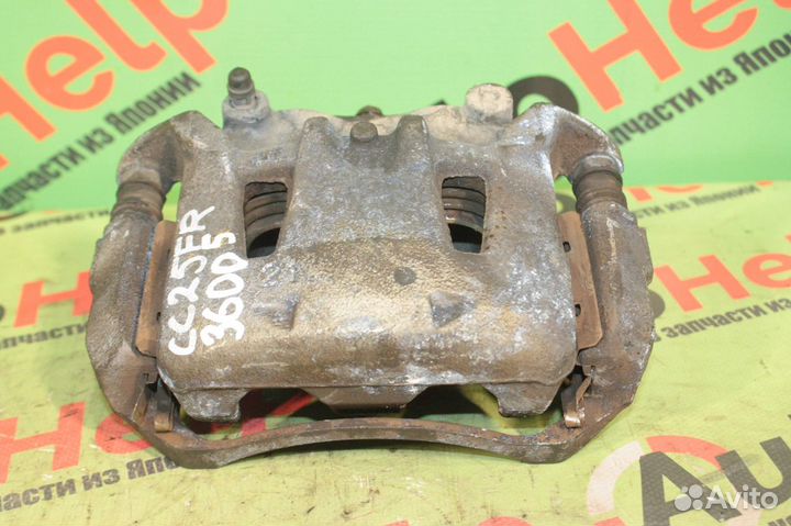 Суппорт nissan serena CC25 передний правый