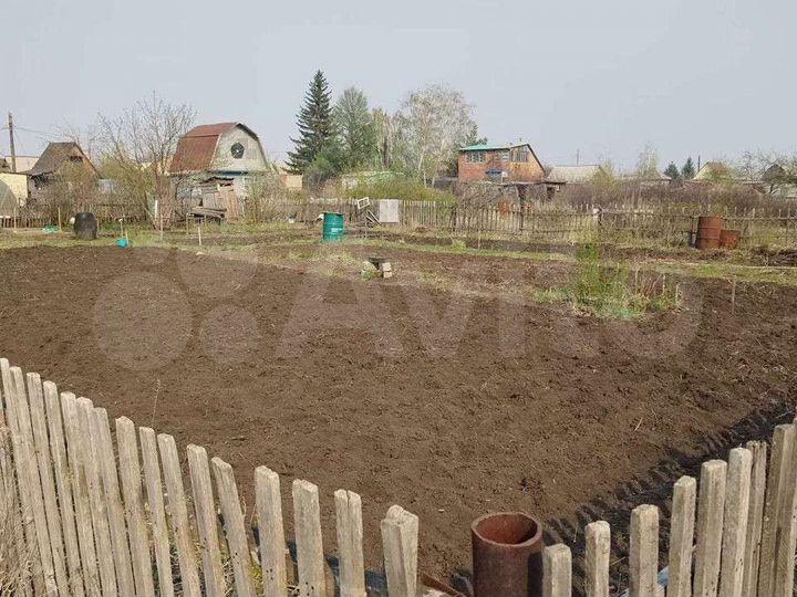 Дача 20 м² на участке 6 сот.