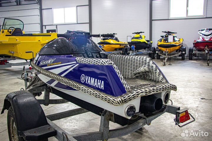 Гидроцикл Yamaha Superjet