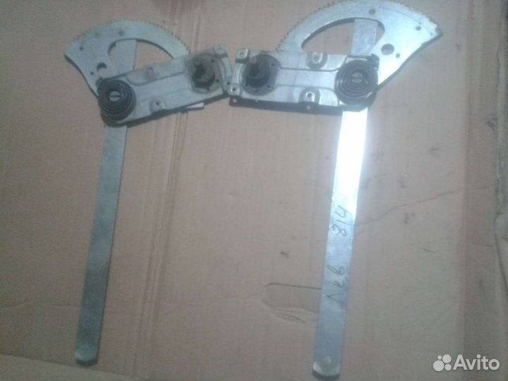 Стеклоподьемник Мерседес 814D 609