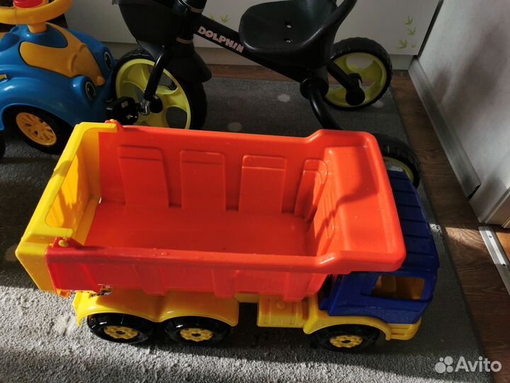 Большой грузовик игрушка