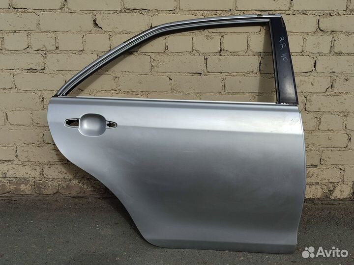 Дверь задняя правая (левый руль) Camry 40 2006-11