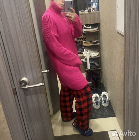 Вязаное платье свитер