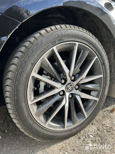 Nokian Tyres Hakkapeliitta 10p 235/45 R18 98T