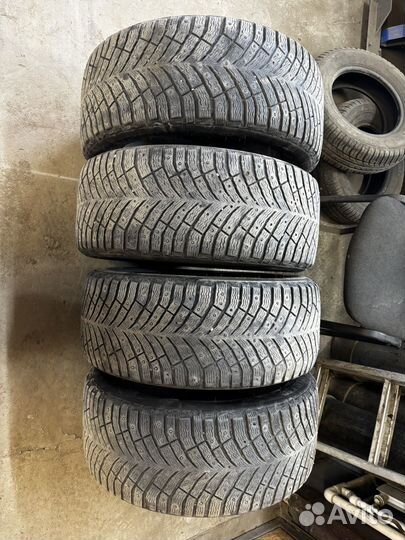 Michelin X-Ice North 4 245/45 R18 100T