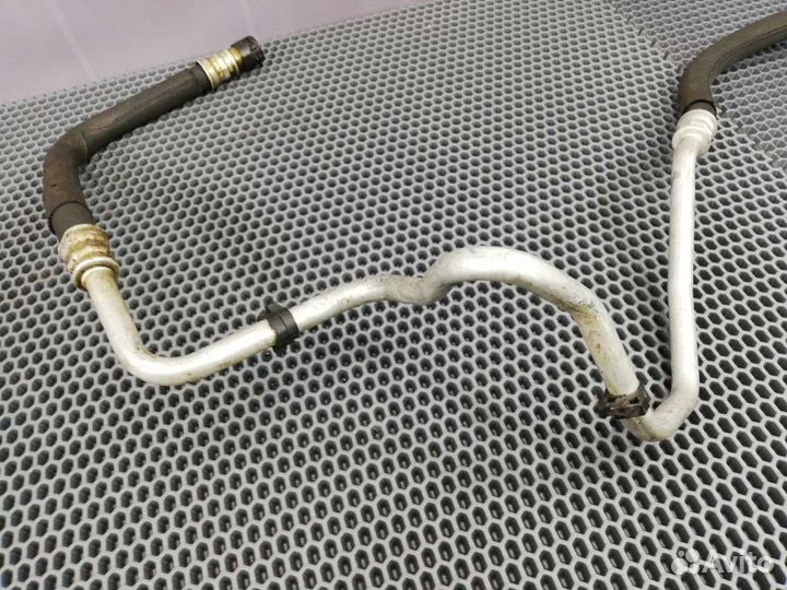 Шланг масляного радиатора высокого давления 7636879 BMW 5 F10/F11/GT F07