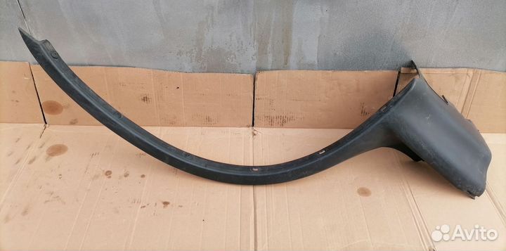 Накладка заднего левого крыла BMW X5 E53 2000-2007