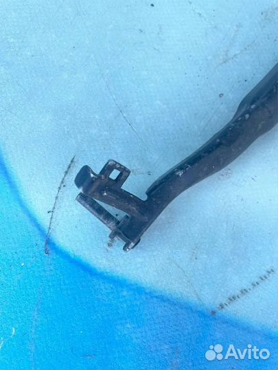 Поводок стеклоочистителя переднего 7L0955408C