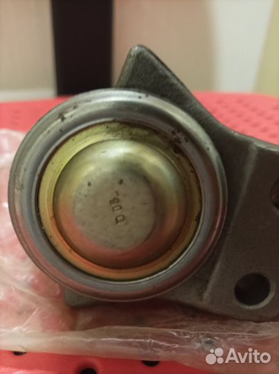 Шаровая опора нижняя lt28 55