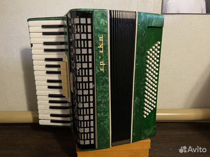 Аккордеон в рестоврацию