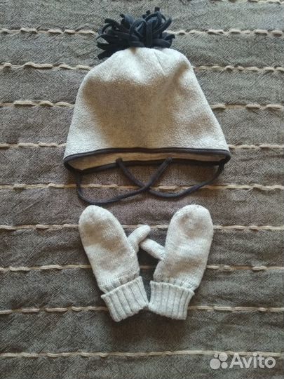 Шапочка и варежки H&M