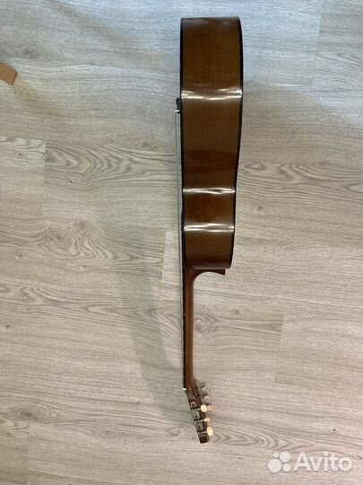 Классическая гитара yamaha c40