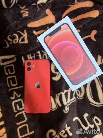 iPhone 12, 64 ГБ