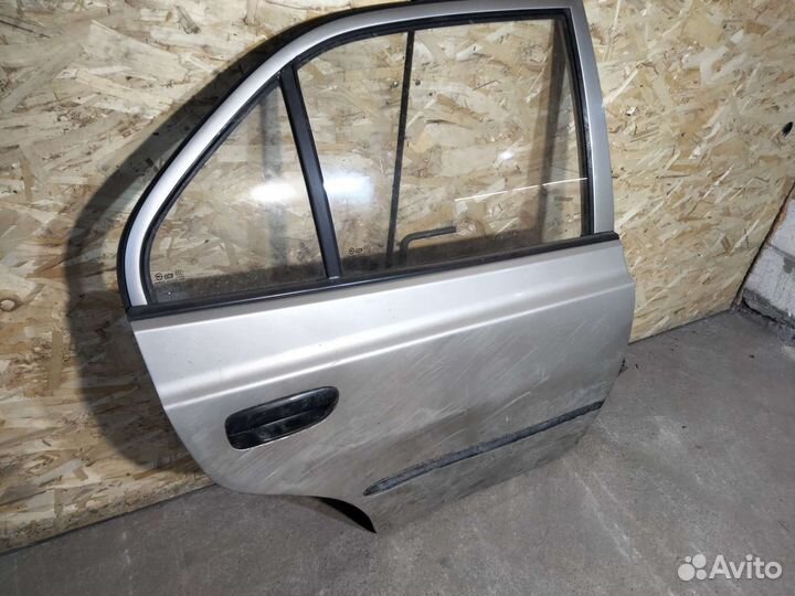 Дверь под ремонт задняя правая Hyundai Accent 2