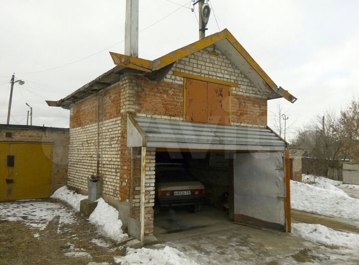 Гараж, > 30 м²