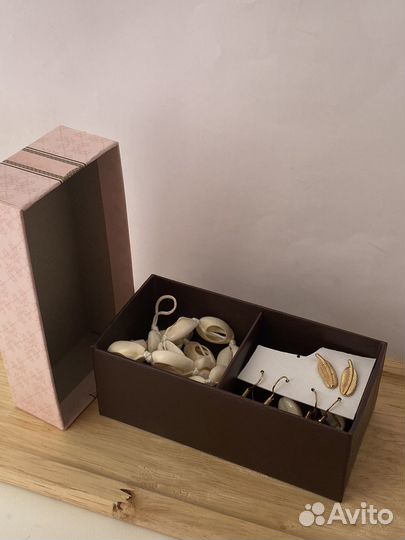 Чокер из ракушек, сережки с ракушками