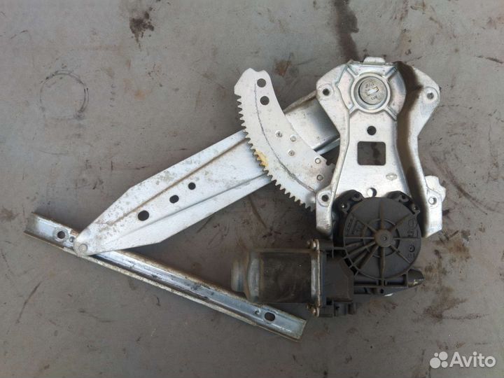 Стеклоподъемник задний левый Nissan Note