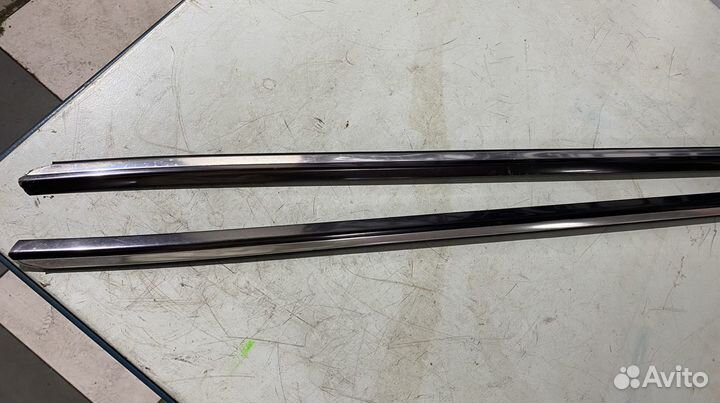 Молдинг стекла левая правая Mercedes W220