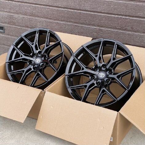 Литые диски Toyota 20×R18 6×139.7