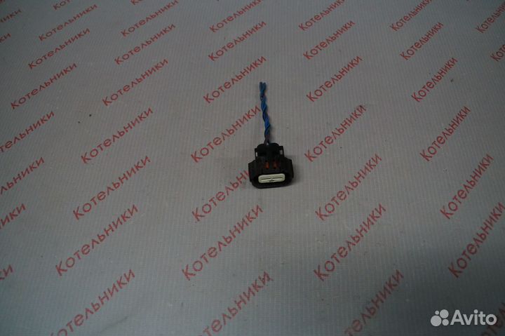 Nissan 28920-AU310 Разъем насоса омывателя фар