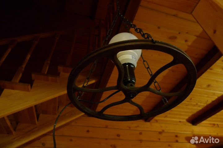 Люстра авторская круглая колесо