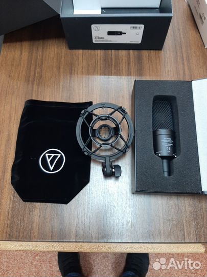 Audio technica AT4040 конденсаторный микрофон