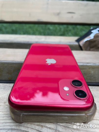 iPhone 11 Red