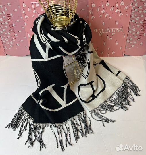 Шарф Valentino черный двухсторонний палантин