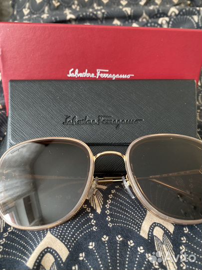 Солнцезащитные очки