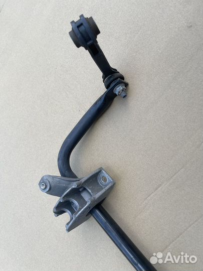 Стабилизатор задний на BMW G30 G32